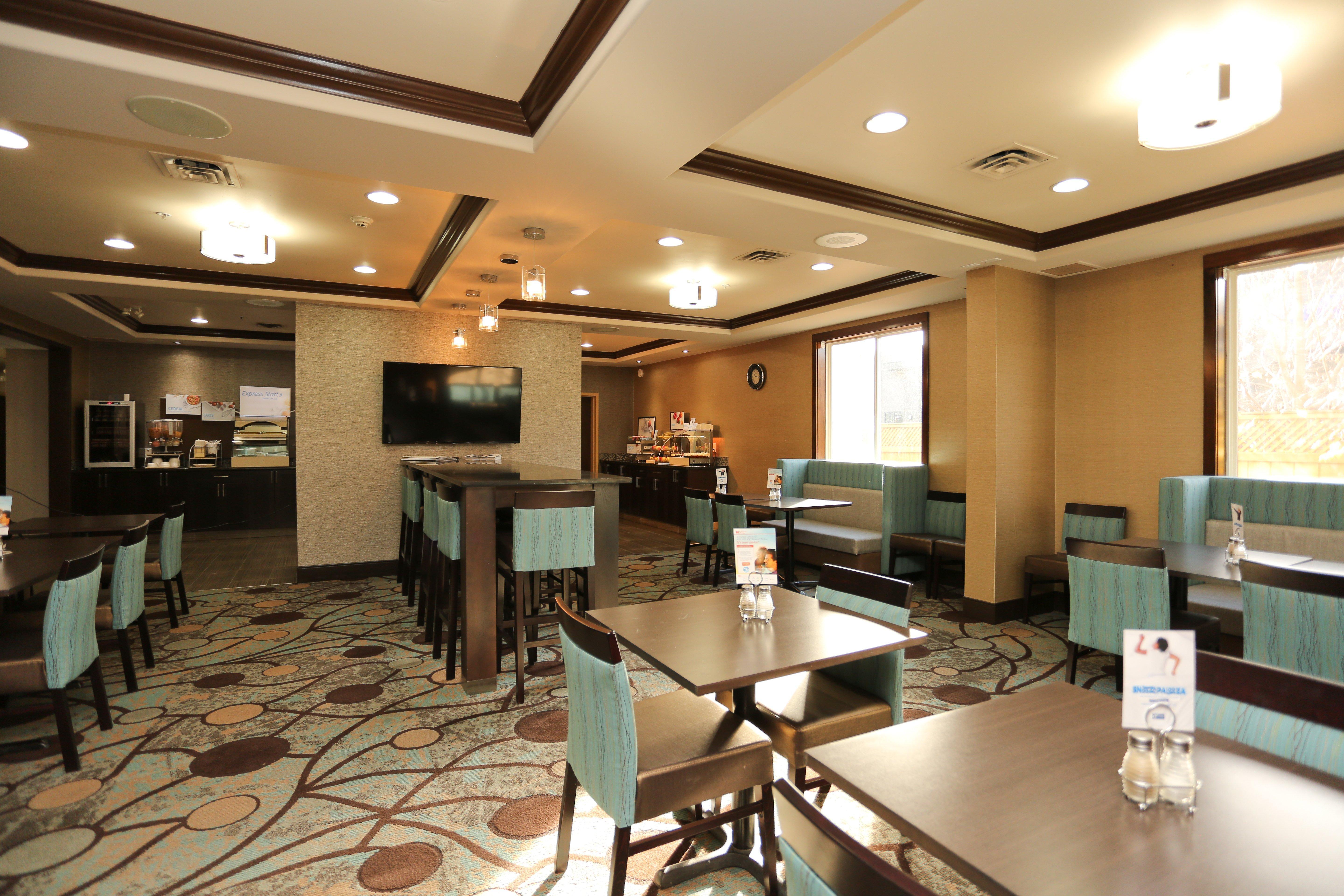 Holiday Inn Express Hotel & Suites Vernon By Ihg Exterior foto