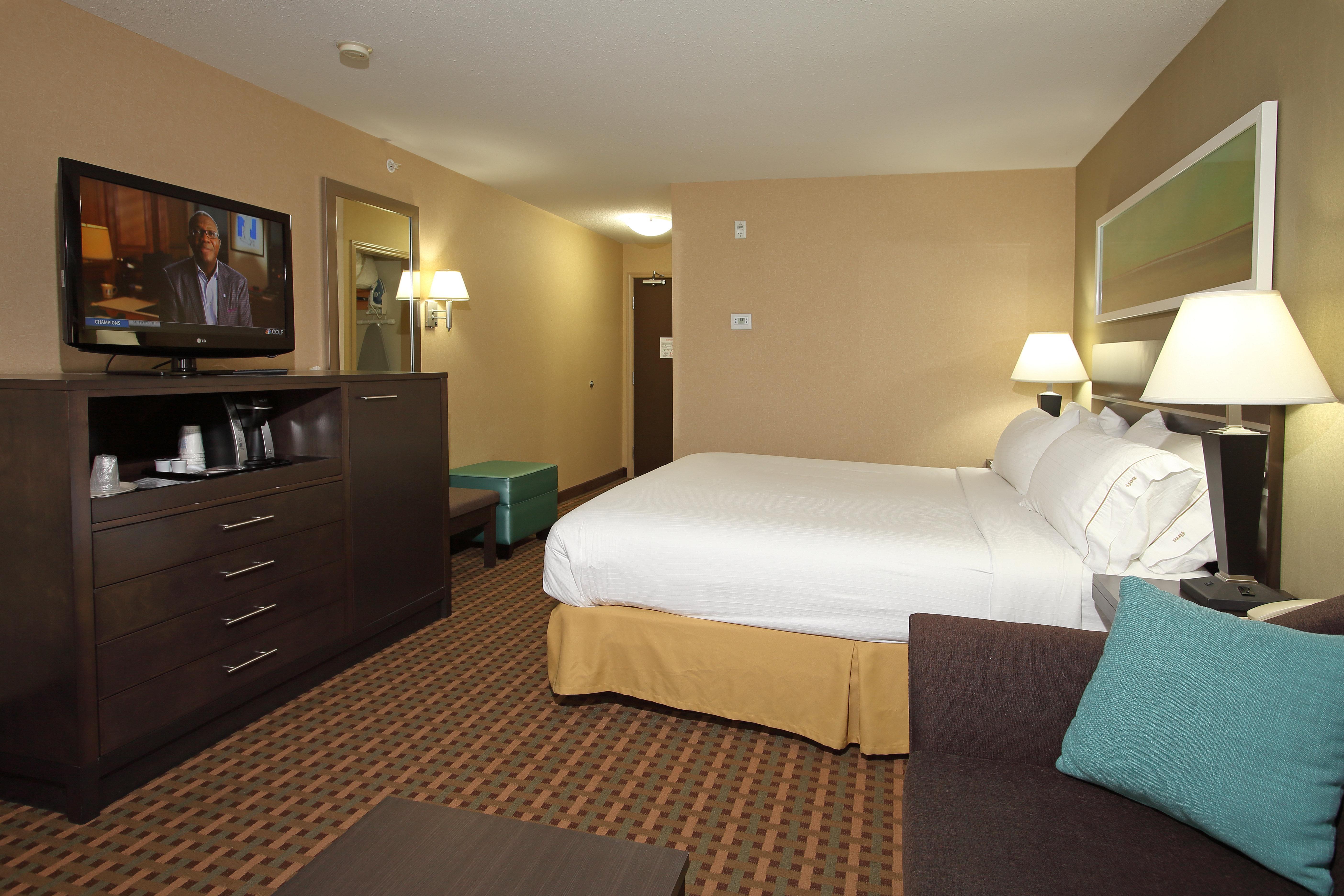 Holiday Inn Express Hotel & Suites Vernon By Ihg Exterior foto